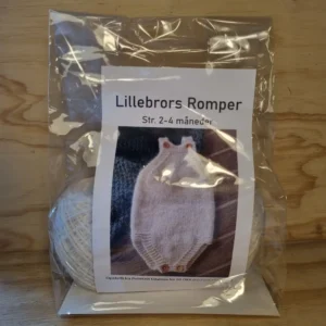 Strikkekit-lillebrors romper